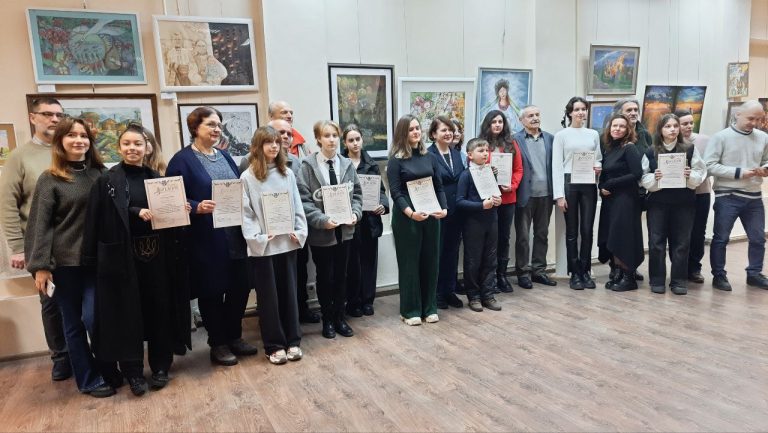 Перемога у Всеукраїнському конкурсі учнівської творчості під гаслом «Об’єднаймося ж, брати мої!»