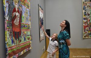 Новий виставковий проєкт «Шиття» Анастасії Подерв’янської