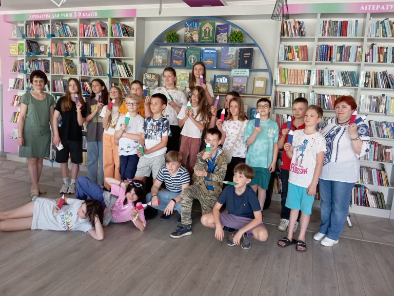 Кожна дитина має право…Напередодні Міжнародного Дня захисту дітей, в бібліотеці ім.Героїв Небесної Сотні для дітей відбулася «правова мозаїка» для учнів 5-6 класів гімназії «Потенціал».