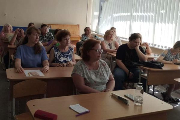Дитячій музичній школі № 40 відбулася лекція викладачки музично-теоретичних дисциплін Валерії Петрикей.