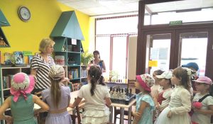 Як маленькі читачі по книгозбірні “Мрія” подорожували