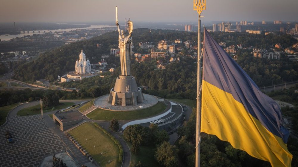 Сьогодні Україна відзначає 33 річницю з дня ухвалення Акту проголошення незалежності України