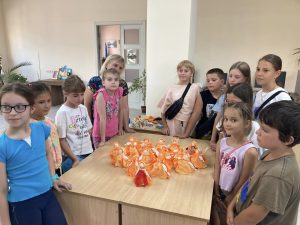 Ляльки-мотанки у бібліотеці імені Панаса Мирного: їхнє значення та функції