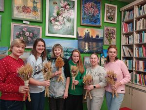 У бібліотеці на Пріорці відбувся майстер-клас з виготовлення дідуха