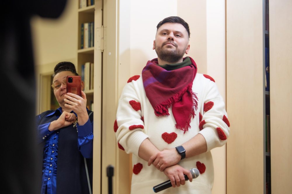 Напередодні Дня закоханих у бібліотеці на Пріорці відбувся затишний музично-поетичний вечір.