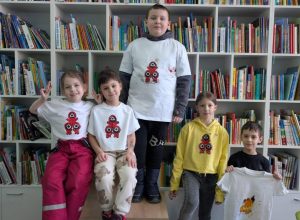 Розпис тканин: від імператорських убрань до сучасного дизайнерського одягу