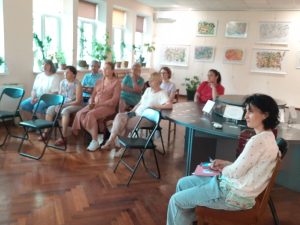 В бібліотеці ім. Героїв Небесної Сотні відкрито художню виставку Шрі Чинмоя