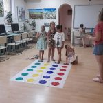 Бібліотечний день в бібліотеці “Сузірʼя” перетворився на справжнє ігрове свято для наших активних і творчих відвідувачок.