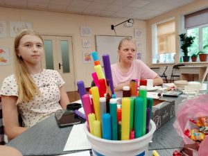 Бібліотека ім. Героїв Небесної Сотні. За що ми вдячні у щоденні: нова зустріч Клубу юних філософів