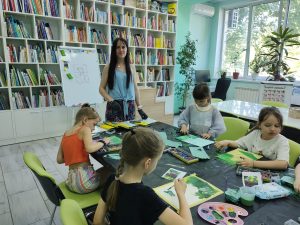 Бібліотека імені Олени Пчілки. Кольорові історії: Тварини, Аніме та Фантазія