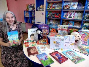 Бібліотека “Дивосвіт” ділиться думками про дарування книг