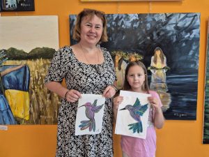 Бібліотека на Пріорці: “Майстерня радості” – Неймовірний політ колібрі