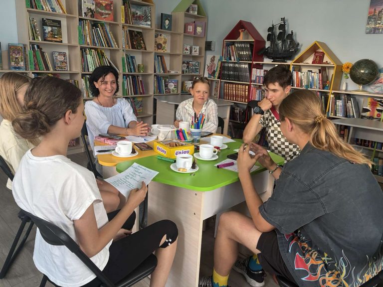 7 серпня Клуб юних філософів при бібліотеці імені Героїв Небесної Сотні провів чергову зустріч. 