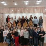 9 жовтня в нашій дитячій музичній школі 37 відбувся яскравий концерт у межах всеукраїнського науково-творчого проєкту “Від джерела до висот: простір сценічного формування молодих митців України”.
