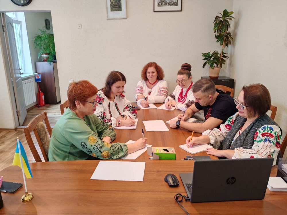 27 жовтня 2025 року в Дитячій школі мистецтв № 5 імені Льва Венедиктова відбулися заходи з нагоди Дня української писемності та мови. 