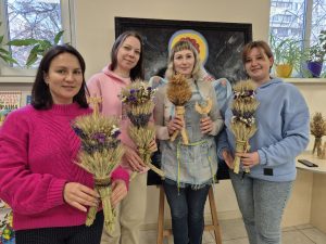 Бібліотека на Пріорці: Майстерка з виготовлення Дідуха: бережемо традиції, що єднають українців