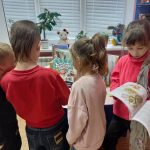 13 листопада у світі відзначають Всесвітній день доброти. Це особливий день, коли ми маємо змогу замислитися над тим, як важливо помічати в людях світле та щире. Адже іноді одного теплого слова, посмішки, щирої уваги чи підтримки достатньо, щоб хтось поруч відчув тепло та турботу.