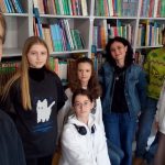 Щастя – це стан чи набір конкретних речей, подій, обставин? Що робить мене щасливим/щасливою? На ці теми 13 грудня міркували в Клубі юних філософів, що діє при бібліотеці ім. Героїв Небесної Сотні для дітей.