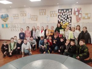 “Дерево, яке стало гітарою”: у  Всесвітній День письменника ліцеїсти зустрілися з авторкою книги