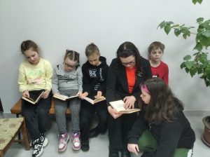 “Світло дитячої поезії: Марійка Підгірянка”. Поетичні намистинки. (Проект “Літературний календар”)