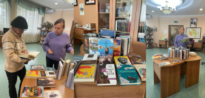 “Літературний коктейль”: у бібліотеці презентували найцікавіші книжкові новинки